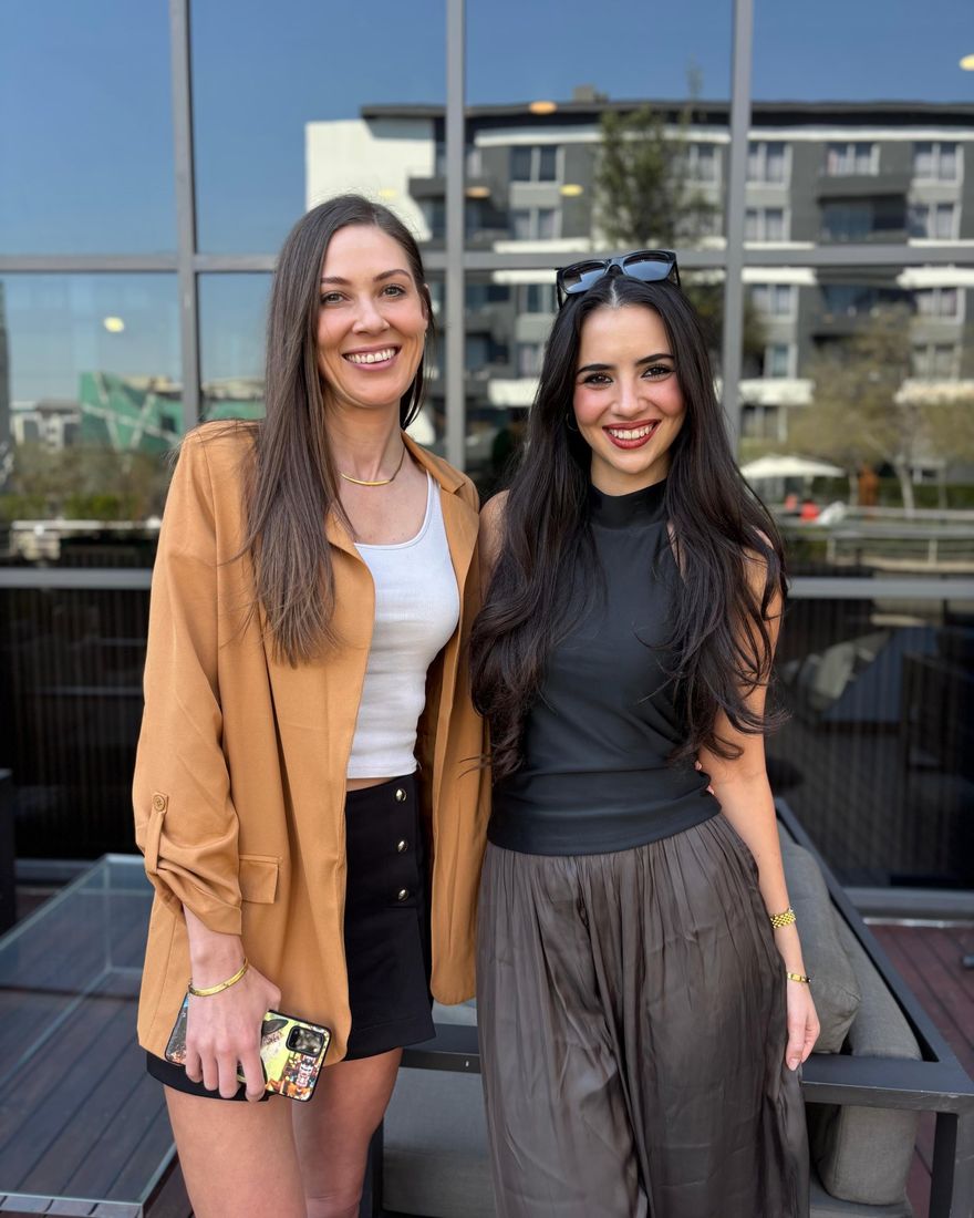 Vee van der Merwe and Alicia Nieman
